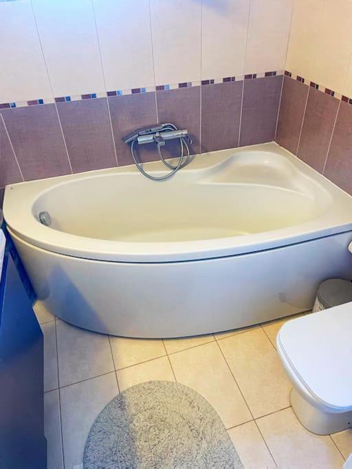 Kathiana Cozy Apartment Ngoại thất bức ảnh