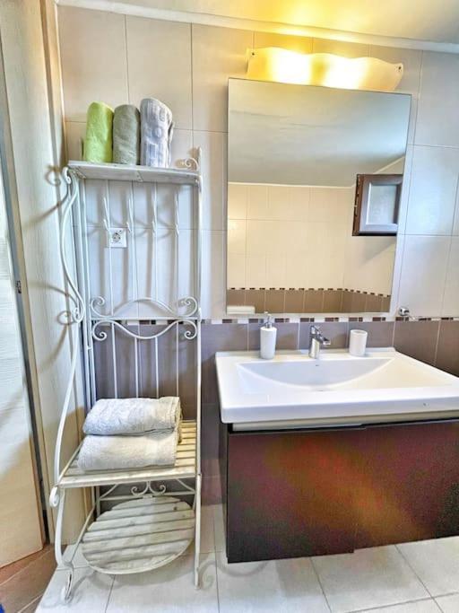 Kathiana Cozy Apartment Ngoại thất bức ảnh